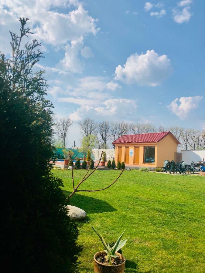 Vila Mária Rapovce Esterno foto